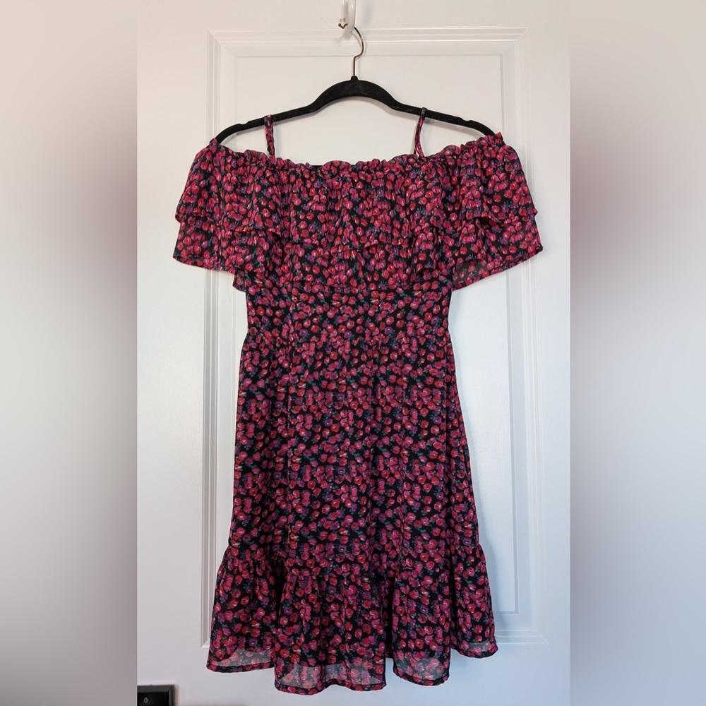WAYF Daria Off Shoulder Ruffle Dress Berry Ditsy Floral Size Small